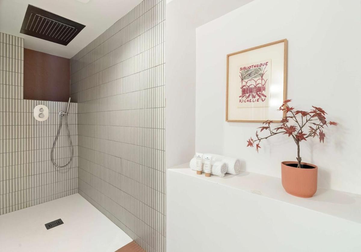 Apartment Luxurious Ac