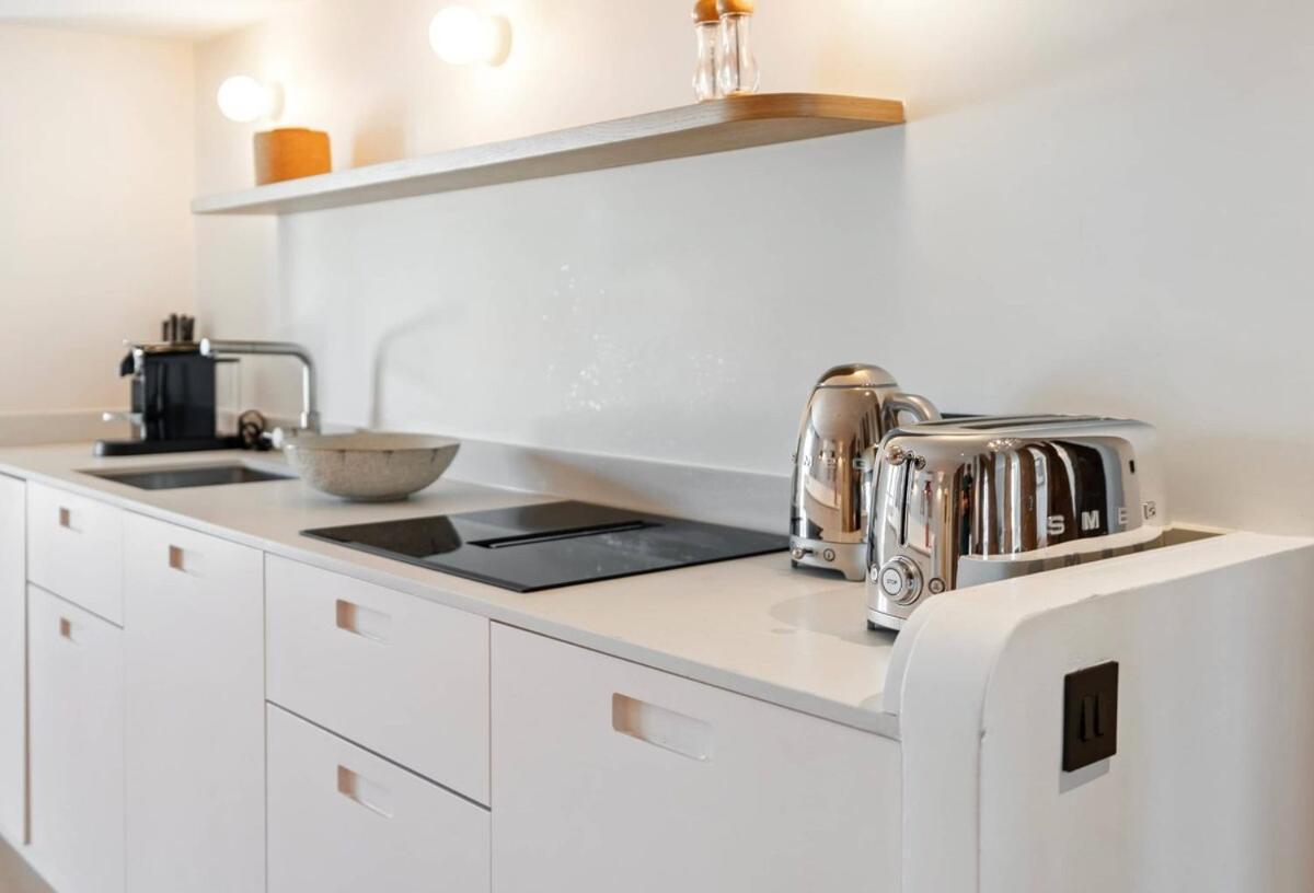 Luxurious Ac Paris